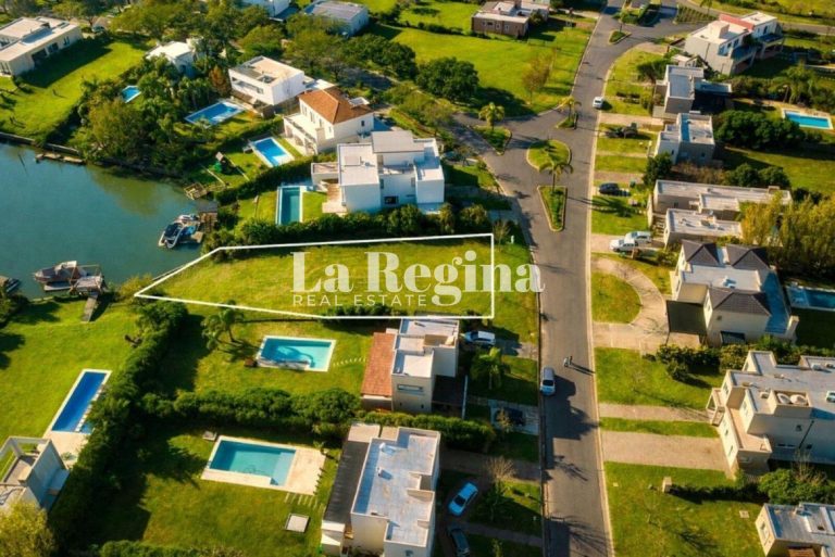 Lote de 1167 m2 con salida al rio Lujan_image